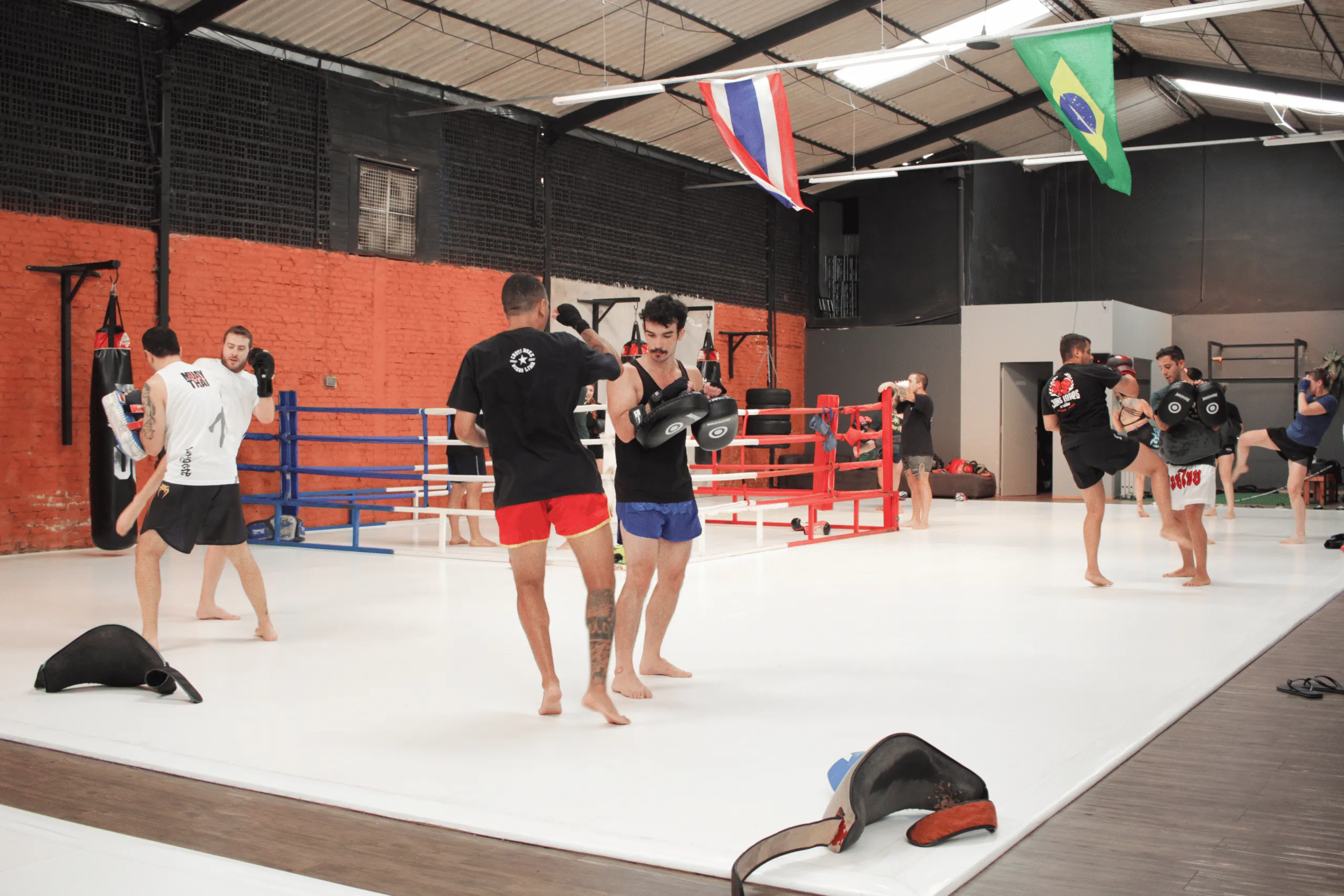 Treino de Muay Thai na Keisei